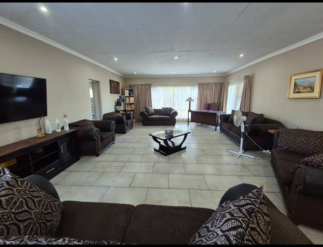 3 BEDROOM HOUSE FOR SALE IN VANDERBIJLPARK SE 1